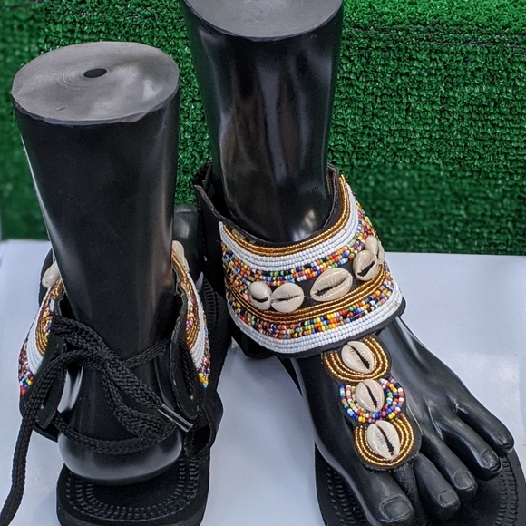 Sandals - Picture 2 of 7